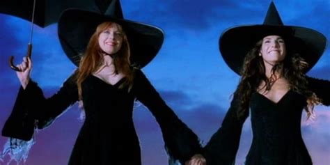 Bringing Magic to Life: The Reparto of 'Practical Magic' and Their Transformative Performances